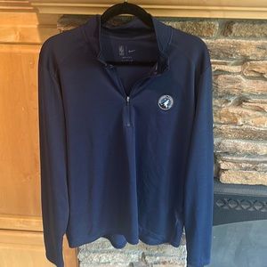 Men’s navy Timberwolves half zip size large